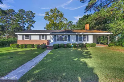 414 S Wilson Street, Chadbourn, NC 28431 - Photo 1