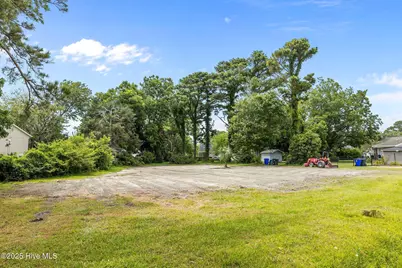 201-203 Sherwood Boulevard, Beaufort, NC 28516 - Photo 5