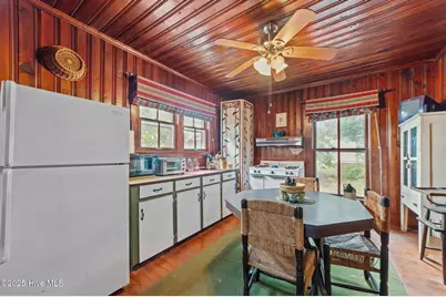 609 E Main Street, Washington, NC 27889 - Photo 17