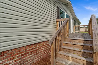 120 NW First Street, Teachey, NC 28464 - Photo 7