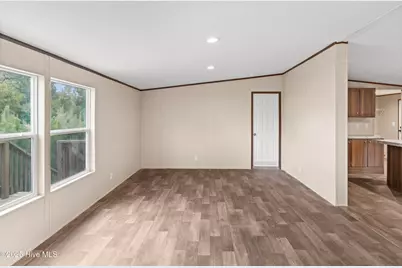 120 NW First Street, Teachey, NC 28464 - Photo 11