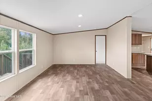 120 NW 1st St, Teachey, NC 28464 - Photo 11