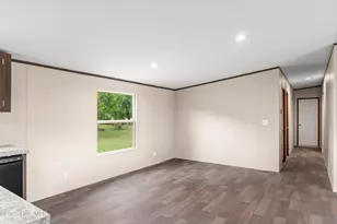 120 NW 1st St, Teachey, NC 28464 - Photo 21