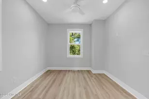 114 SE 75th St, Oak Island, NC 28465 - Photo 37