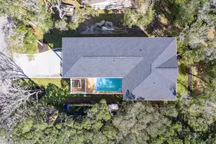 114 SE 75th St, Oak Island, NC 28465 - Photo 9