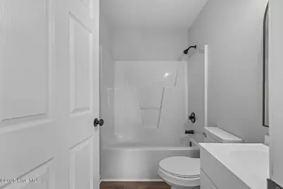 212 Lawson Street, New Bern, NC 28562 - Photo 23