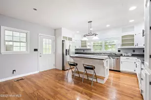 705 6th St, Maysville, NC 28555 - Photo 11