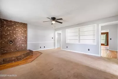 705 Sixth Street, Maysville, NC 28555 - Photo 5