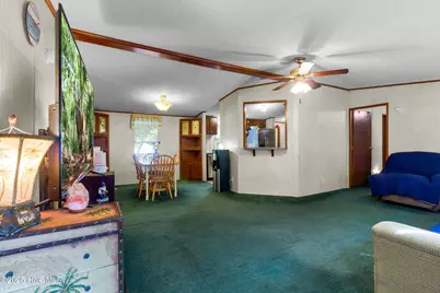 710 W West Firetower Road, Swansboro, NC 28584 - Photo 5