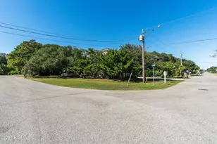 642 S Fourth Ave S, Kure Beach, NC 28449 - Photo 63