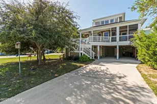 642 S Fourth Ave S, Kure Beach, NC 28449 - Photo 65