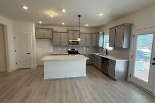 17 Joyner Pk Dr, Rocky Mount, NC 27803 - Photo 5