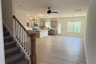 17 Joyner Pk Dr, Rocky Mount, NC 27803 - Photo 3
