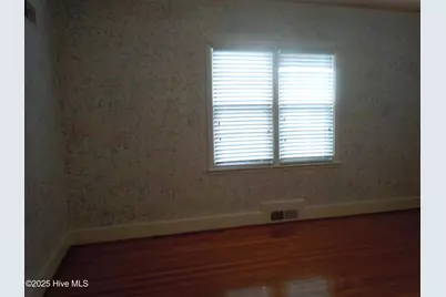 110 E Bell Street, Tabor City, NC 28463 - Photo 23