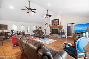 335 Sprunt Dr, Clinton, NC 28328 - Photo 17
