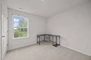 1324 S Wilshire Ct, Kinston, NC 28504 - Photo 27
