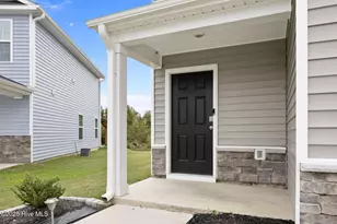 1324 S Wilshire Ct, Kinston, NC 28504 - Photo 7