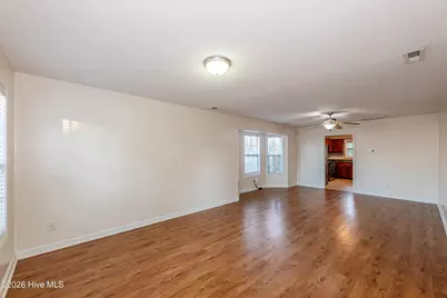 130 Whiteleaf Drive, Jacksonville, NC 28546 - Photo 13