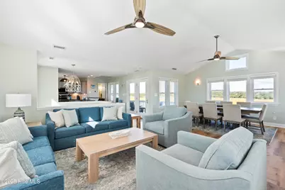 648 Ocean Boulevard W, Holden Beach, NC 28462 - Photo 5