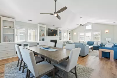 648 Ocean Boulevard W, Holden Beach, NC 28462 - Photo 9