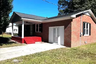 1817 Cobb Rd, Kinston, NC 28501 - Photo 1