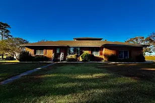 1020 Dixie Trail, Williamston, NC 27892 - Photo 5