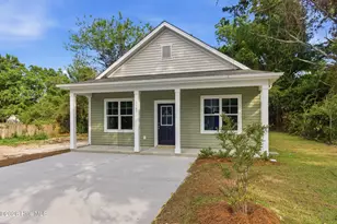 1107 Goldsboro St, New Bern, NC 28560 - Photo 3