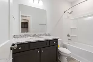1107 Goldsboro St, New Bern, NC 28560 - Photo 17