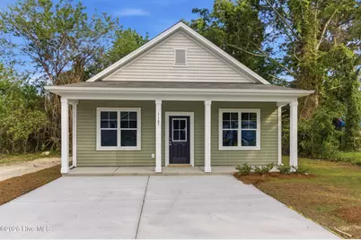1107 Goldsboro Street, New Bern, NC 28560 - Photo 1