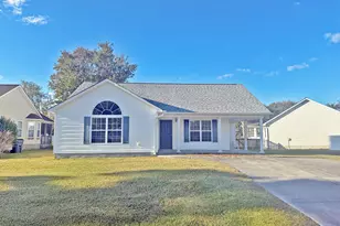4901 N Hampton Dr SE, Southport, NC 28461 - Photo 9