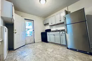 106 Paris Ave, Greenville, NC 27834 - Photo 5