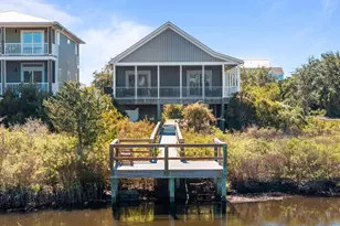 3208 E Pelican Dr, Oak Island, NC 28465 - Photo 3