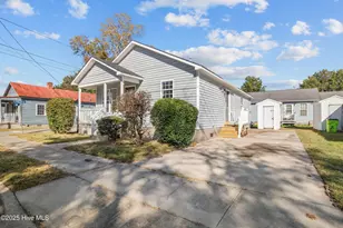 1216 Walt Bellamy Dr, New Bern, NC 28562 - Photo 3
