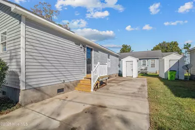 1216 Walt Bellamy Drive, New Bern, NC 28562 - Photo 23