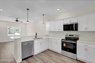 734 Cross Brg Wy, Sneads Ferry, NC 28460 - Photo 17