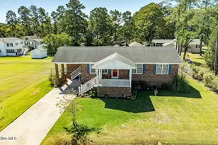 746 Heber St, Belhaven, NC 27810 - Photo 1