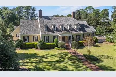 1946 S Live Oak Parkway, Wilmington, NC 28403 - Photo 1