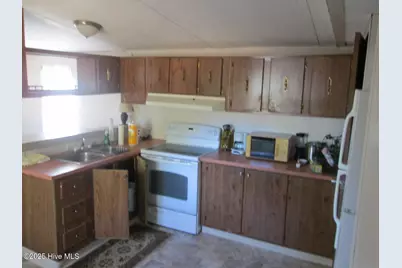 1150 Wilma Avenue SW, Supply, NC 28462 - Photo 9