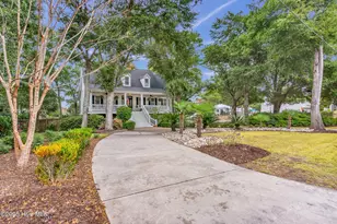 500 W St George St, Southport, NC 28461 - Photo 3