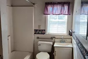 409 Plum St, New Bern, NC 28560 - Photo 11