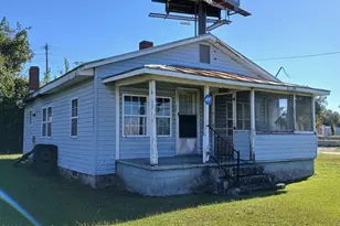409 Plum St, New Bern, NC 28560 - Photo 5