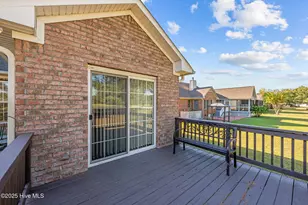 1207 Pelican Dr, New Bern, NC 28560 - Photo 25