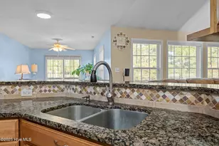 1207 Pelican Dr, New Bern, NC 28560 - Photo 9