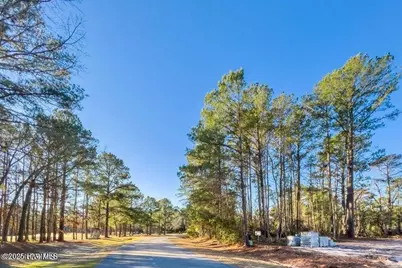 1110 Barkentine Drive, New Bern, NC 28560 - Photo 3