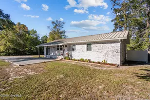 2037 Oxpen Rd SW, Supply, NC 28462 - Photo 9