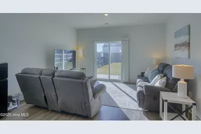 106 Mesa Lane, Surf City, NC 28445 - Photo 11