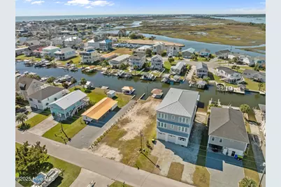 6095 6th Street, Surf City, NC 28445 - Photo 11
