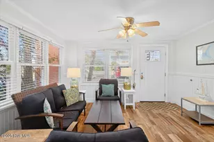 124 Dolphin Dr, Holden Beach, NC 28462 - Photo 27