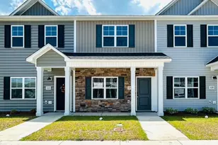 727 Cross Brg Wy, Sneads Ferry, NC 28460 - Photo 1