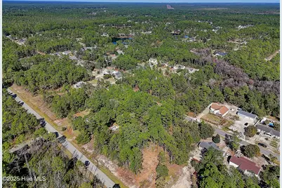 1349 Lexington Road, Southport, NC 28461 - Photo 9